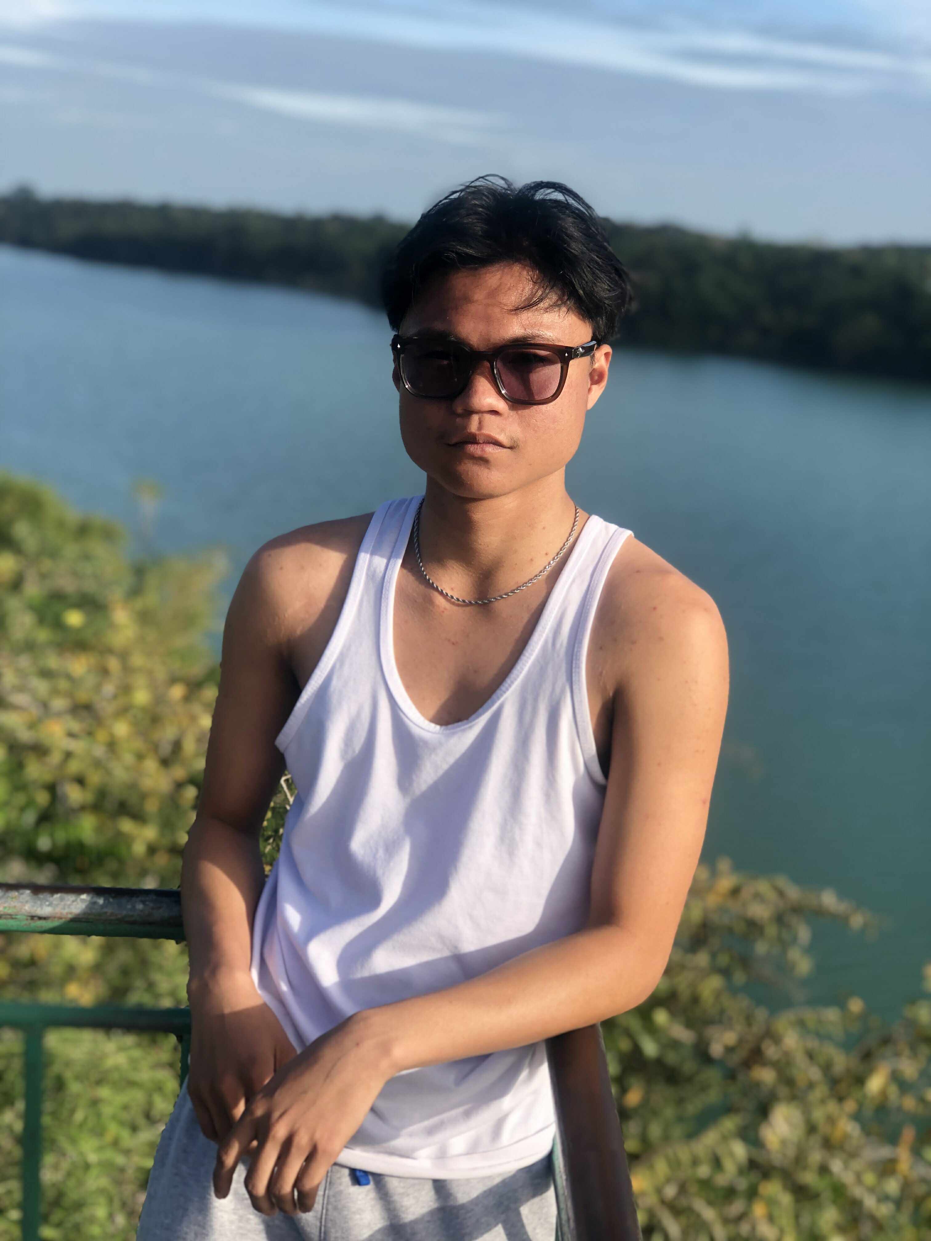Current Portrait zhgxdbcviusbDVuiosv